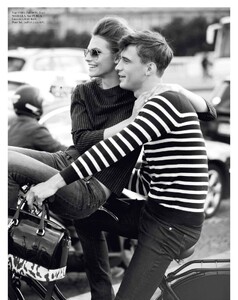 vogue-paris-2013-septembre(dragged)111.thumb.jpg.46fdd9cdeae4835de41838235e109250.jpg