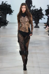 00039-blumarine-fall-2025-ready-to-wear-credit-gorunway.webp