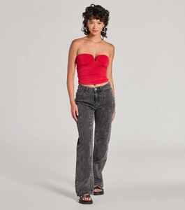 06001-5424_3_RED_FlirtyFindStraplessRuchedKnitCropTop_89d9d388-cc80-4679-8f0a-fd665a4cdee8_1594x1800_crop_center.jpeg