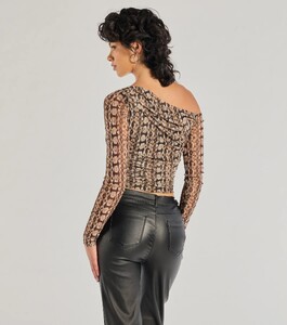 06001-5617_2_SNAKE_BoldEdgeSnakePrintMeshLongSleeveTop_1594x1800_crop_center.jpeg