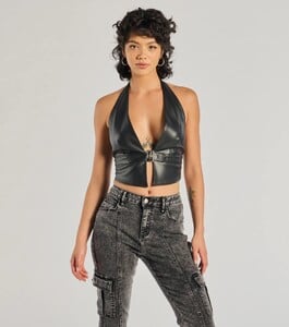 06003-2687_2_BLACK_SultryMuseBuckleStrapFauxLeatherCropTop_1594x1800_crop_center.jpeg