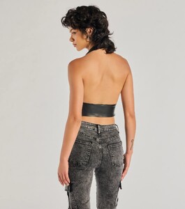 06003-2687_3_BLACK_SultryMuseBuckleStrapFauxLeatherCropTop_1594x1800_crop_center.jpeg
