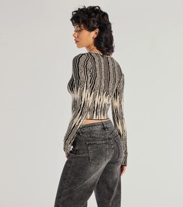 06005-2176_2_BLACK_BoldChicAbstractStripedKnitLongSleeveTop_1594x1800_crop_center.jpeg