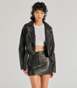 06204-2033_2_BLACK_ShiftIntoGlamFauxLeatherMotoJacket_1594x1800_crop_center.jpeg