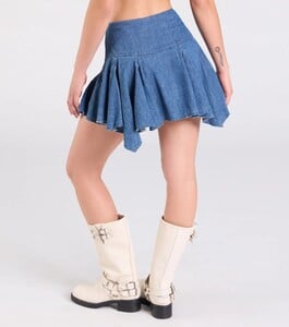 06601-0237_2_MED_20DENIM_HIGHRISEDENIMHANKYHEMMINISKIRT066010237141_b2bd0c36-e5ce-4999-a503-06ae44415946_1594x1800_crop_center.jpeg
