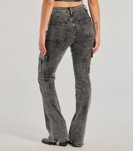 06602-0551_2_BLACK_BoldHighRiseAcidWashCargoJeans_1594x1800_crop_center.jpeg