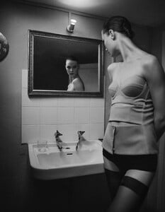 07_Lingerie_02.jpg