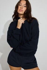 100097987_06G_alt1_1920x2880.jpg