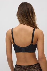 10752-5-sujetador-capacidad-con-aro-y-relleno-mujer-ysabel-mora-negro.thumb.jpg.16fea9112f3675acc82706147dabc974.jpg
