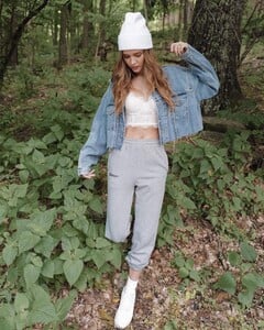 2020_05.25victoriassecret_101006393_1370292646474607_1426196617306195455_n.thumb.jpg.9e9d81911f4667bc6356078a69652bd2.jpg