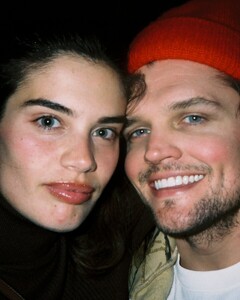 [2025.03.01] sarasampaio_482296325_18495356797058288_6413712562896110299_n.jpg