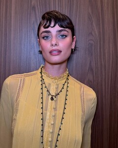 [2025.03.01] taylor_hill_482216771_18494016916024492_1653318369234920137_n.jpg