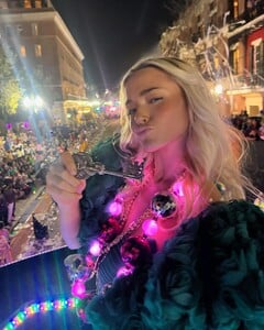 [2025.03.02] livvydunne_481838659_18494599390027168_5241045464895253288_n.jpg