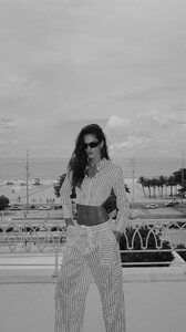[2025.03.07] izabelgoulart_3583136415560147299.jpg