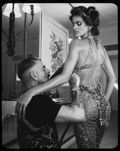 [2025.03.11] izabelgoulart_483518385_18493261747029414_8300137603519087855_n.jpg