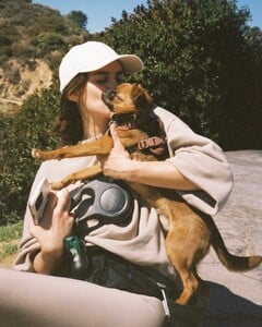 [2025.03.23] sarasampaio_485699102_18500070823058288_7522852990098537043_n.jpg