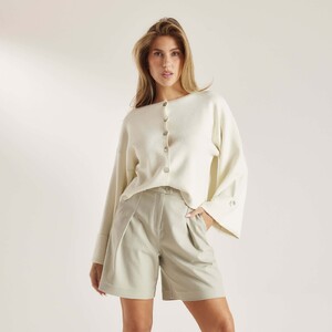 3STONERELAXEDFITKNITTEDCARDIGAN.thumb.jpg.1393b09cc2b457e3e1a043c4412f00df.jpg