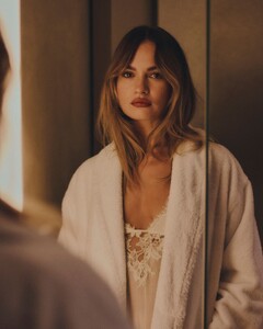 572399747_lilyjames_armani_mfw1-pip_bourdillon.jpg