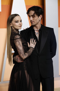 572497888_dove-3.jpg