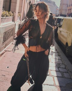 573755773_lily-12.jpg