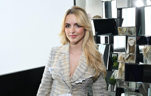 574222918_mckenna-2-4.jpg