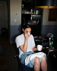 578174906_gal-6.jpg