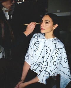 578174922_gal-10.jpg