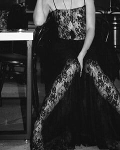 578174936_gal-16.jpg