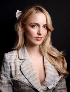 579034589_mckenna-2-7.jpg
