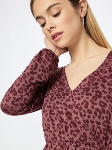 7688809_3.jpg