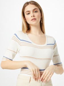 7829614_1.jpg
