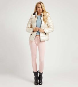 Anet-Guess2020-guess-ski-club-1000-2.thumb.jpg.d4b8dd23c567883f01dcf1a10678136c.jpg