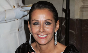 Anna Kanakis.png