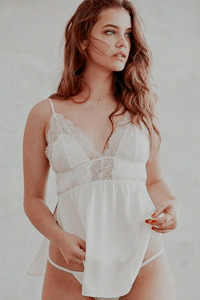 Barbara Palvin3.png