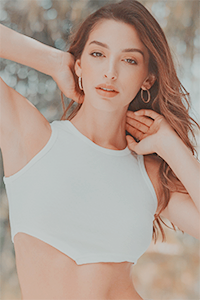 Celine Farach1.png