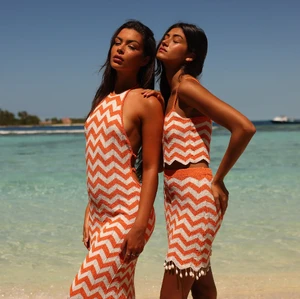 ChevronKnitMidiDress-Dreamsicle_21.thumb.webp.ccc778247171af7ee8fcfd394030651b.webp