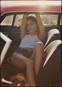 Clau_339717.thumb.jpg.72923cc9b7b19136cc781c480b7a3396.jpg