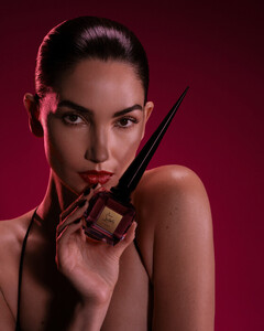 EDITORIAL-PUSH-FETICHE-LA-ROSE-1.thumb.jpg.0c4710c1882dac94bced63abfc9062c0.jpg