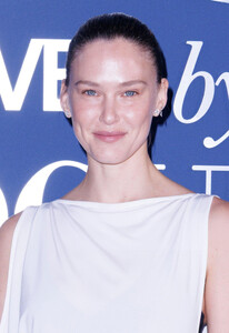 FiuggiLovedByVogueMilanFashionWeek03.thumb.jpg.177a5fa125cf95922091770f608036fc.jpg
