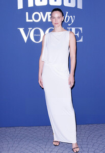 FiuggiLovedByVogueMilanFashionWeek05.thumb.jpg.161a1cc312246a2c1499878afc5fb154.jpg