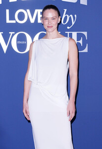 FiuggiLovedByVogueMilanFashionWeek07.thumb.jpg.4ca4fa2dd06c76197c0bf74c45ca9415.jpg