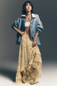 Free-People-March-2025-Catalog06.jpg