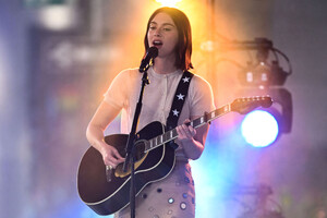 Gracie_Abrams_3.jpg