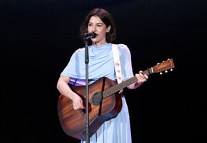 Gracie_Abrams_9.jpg