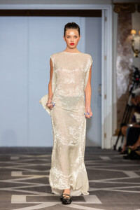 Helen-Anthony-SS25_Photo-Credit-Darren-Brade-007-1320x1980.jpg