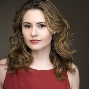 JillianClare12.thumb.jpg.05f94bb161e82c22c63e01574bdd07bd.jpg