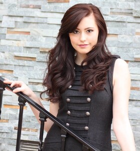 JillianClare24.thumb.jpg.c1560d4843550c7208ba54abb0faec57.jpg