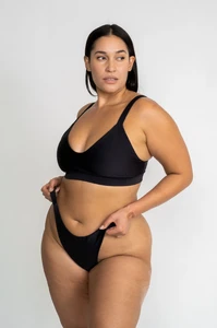 LaylaLucyBlack2.webp