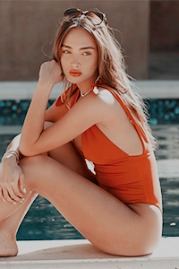Leila Bauer3.png