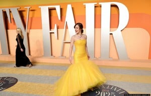 MRB-Events2025-VanityFairOscarPartyHostedByRadhikaJones-002.jpg